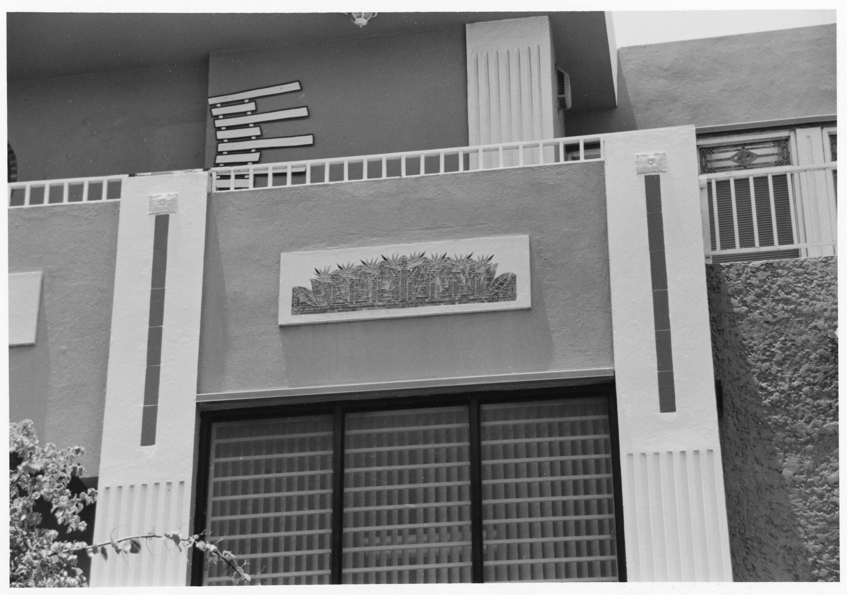 Figueroa Apartment Building – 00001124